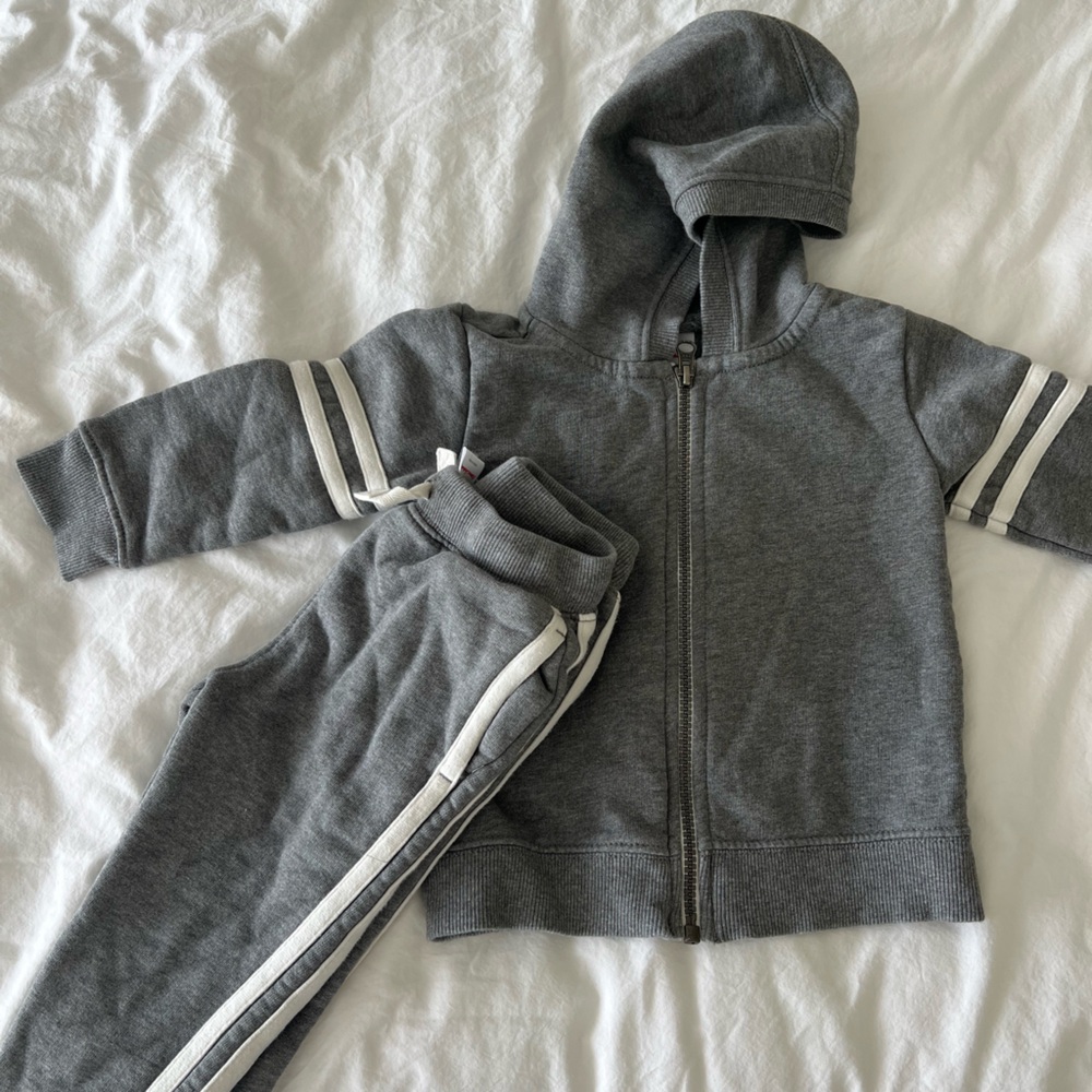 Hanna Andersson sweatsuit 2T